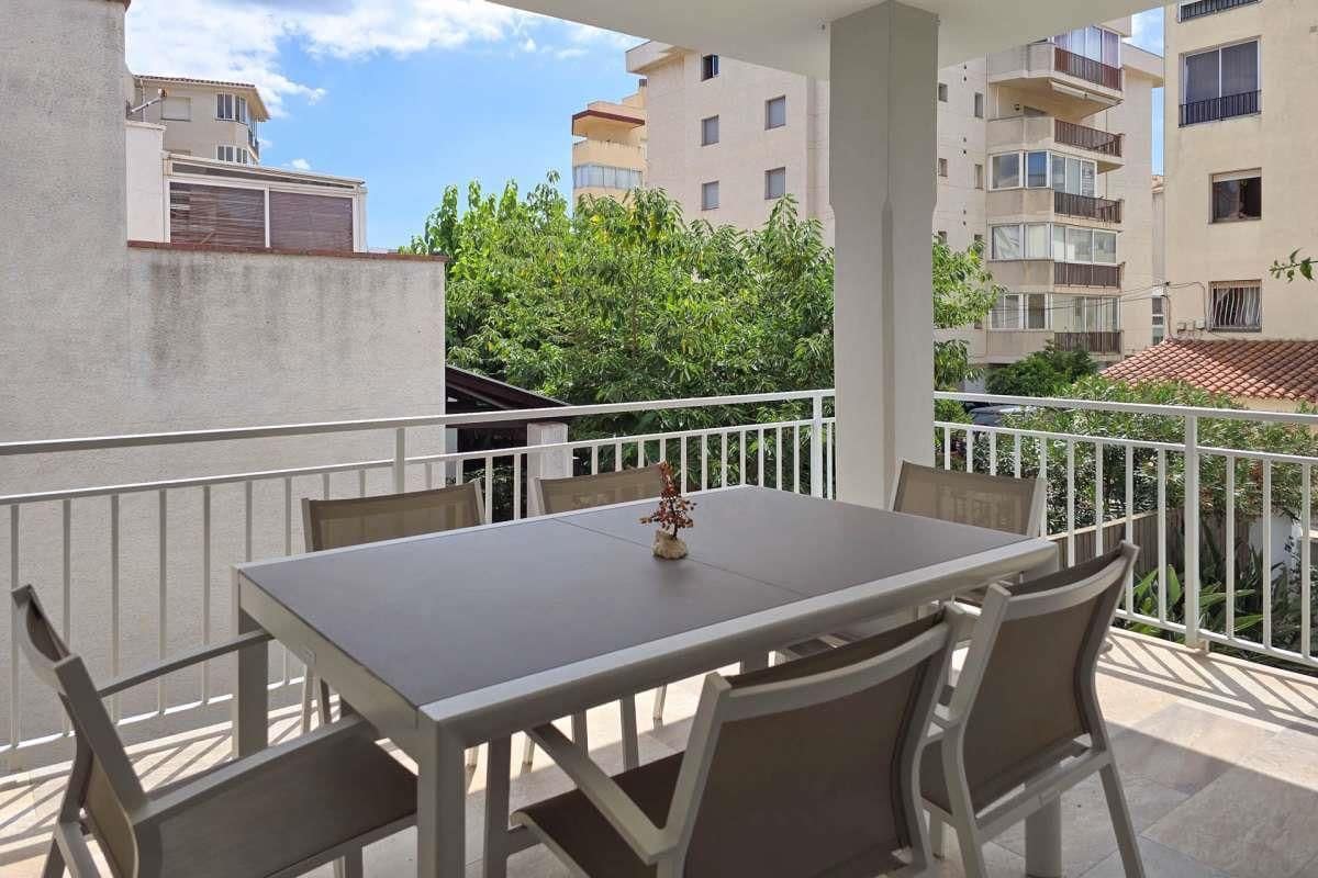 3 makuuhuone Huvila myytävänä paikassa Santa Margarida mukana 
autotalli - 695 000 € (Ref: 9314412)