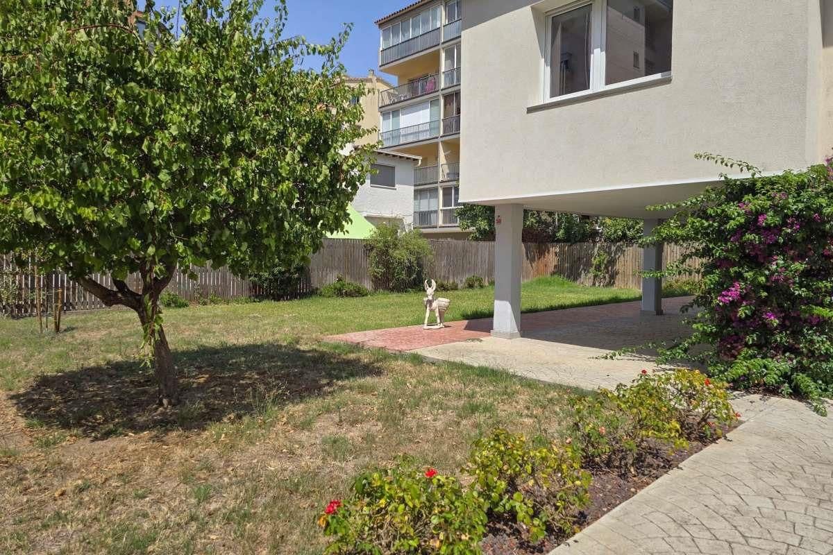 3 makuuhuone Huvila myytävänä paikassa Santa Margarida mukana 
autotalli - 695 000 € (Ref: 9314412)