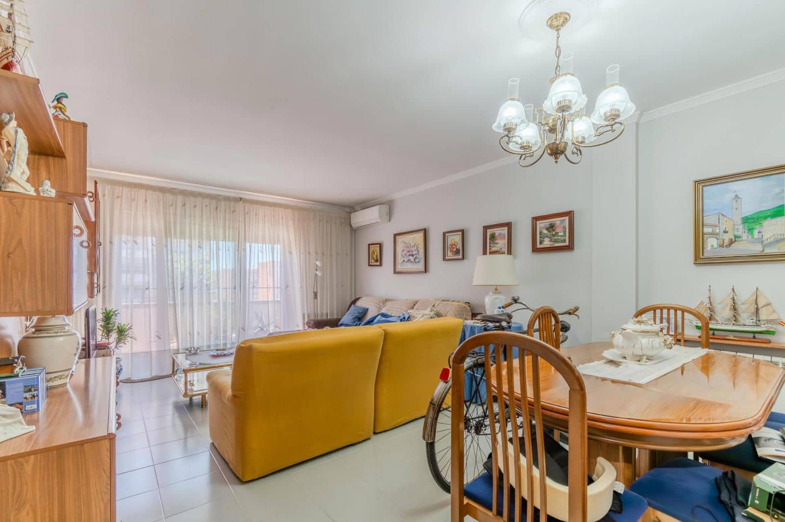 3 sovrum Takvåning till salu i Salt med garage - 235 000 € (Ref: 9315171)