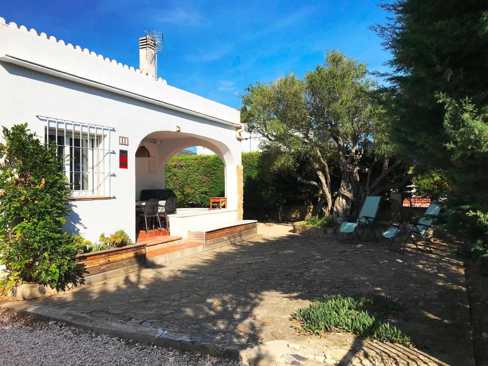 2 chambre Villa/Maison à vendre à Roses avec piscine - 340 000 € (Ref: 9322199)