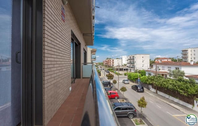 3 chambre Appartement à vendre à Roses avec garage - 257 000 € (Ref: 9327002)