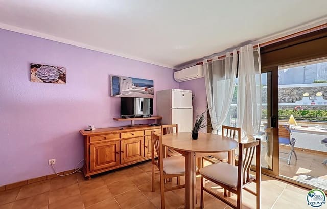 1 chambre Appartement à vendre à Roses avec piscine garage - 144 000 € (Ref: 9331125)