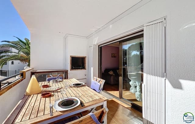 1 chambre Appartement à vendre à Roses avec piscine garage - 144 000 € (Ref: 9331125)