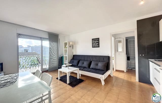 Piso de 1 habitación en Empuriabrava, Castelló d'Empúries en venta - 134.000 € (Ref: 9375576)