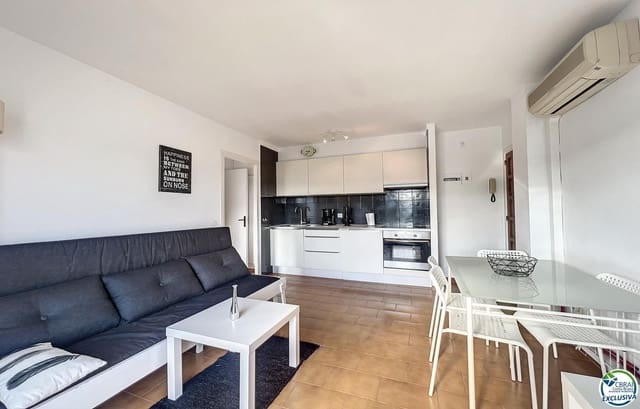 Piso de 1 habitación en Empuriabrava, Castelló d'Empúries en venta - 134.000 € (Ref: 9375576)