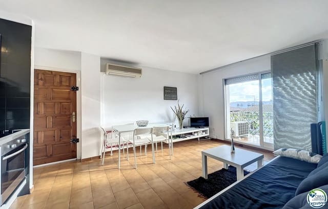 Piso de 1 habitación en Empuriabrava, Castelló d'Empúries en venta - 134.000 € (Ref: 9375576)