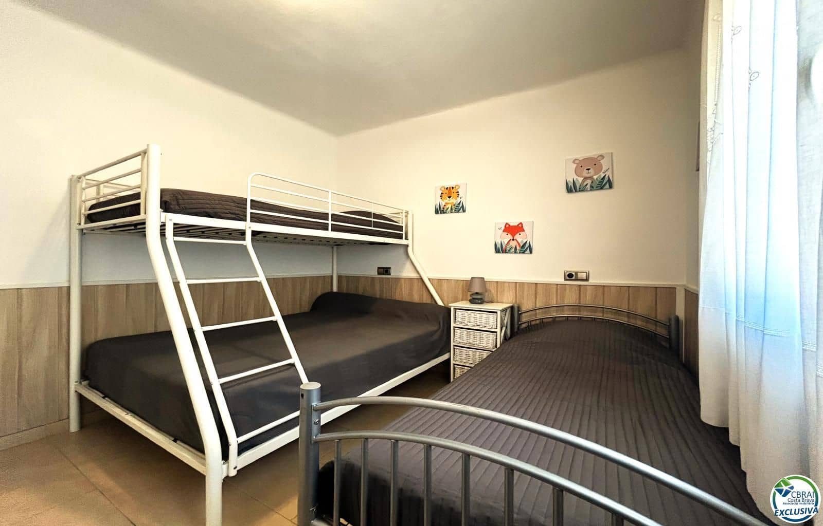 3 soveværelse Lejlighed til salg i Llanca med garage - € 320.000 (Ref: 9379999)