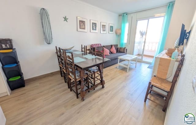 2 bedroom Flat for sale in Empuriabrava, Castelló d'Empúries - € 255,000 (Ref: 9396626)