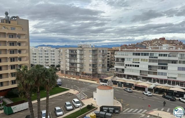 1 soveværelse Lejlighed til salg i Santa Margarida, Roses med swimmingpool - € 179.000 (Ref: 9396627)