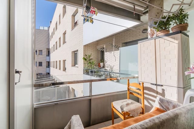 Piso de 1 habitación en Roses en venta - 169.000 € (Ref: 9403746)