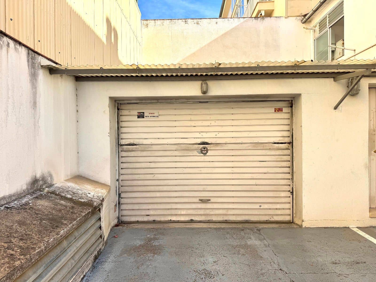 Garage til salg i Girona by - € 15.000 (Ref: 9411268)