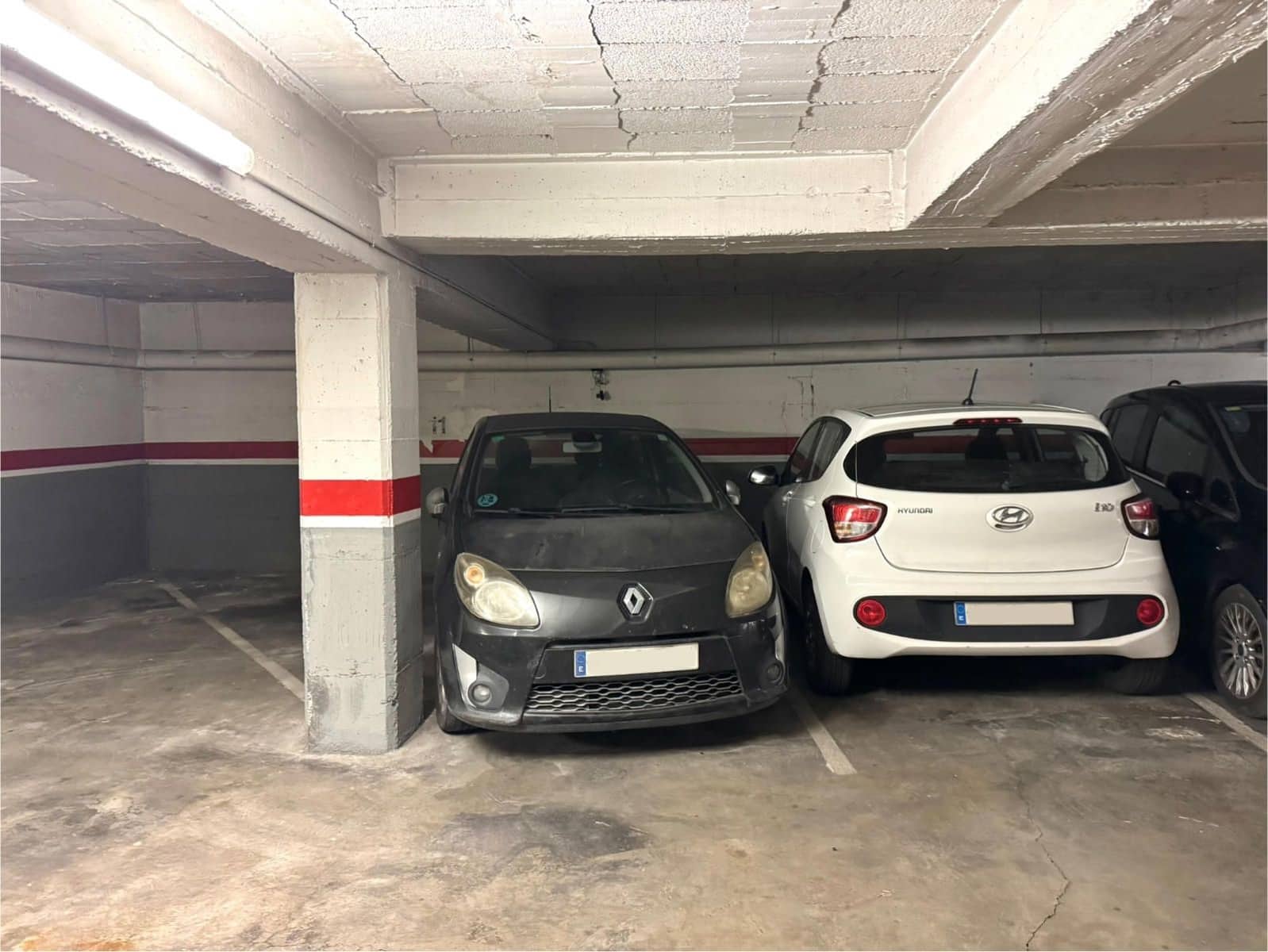 Garage til salg i Girona by - € 15.000 (Ref: 9411268)