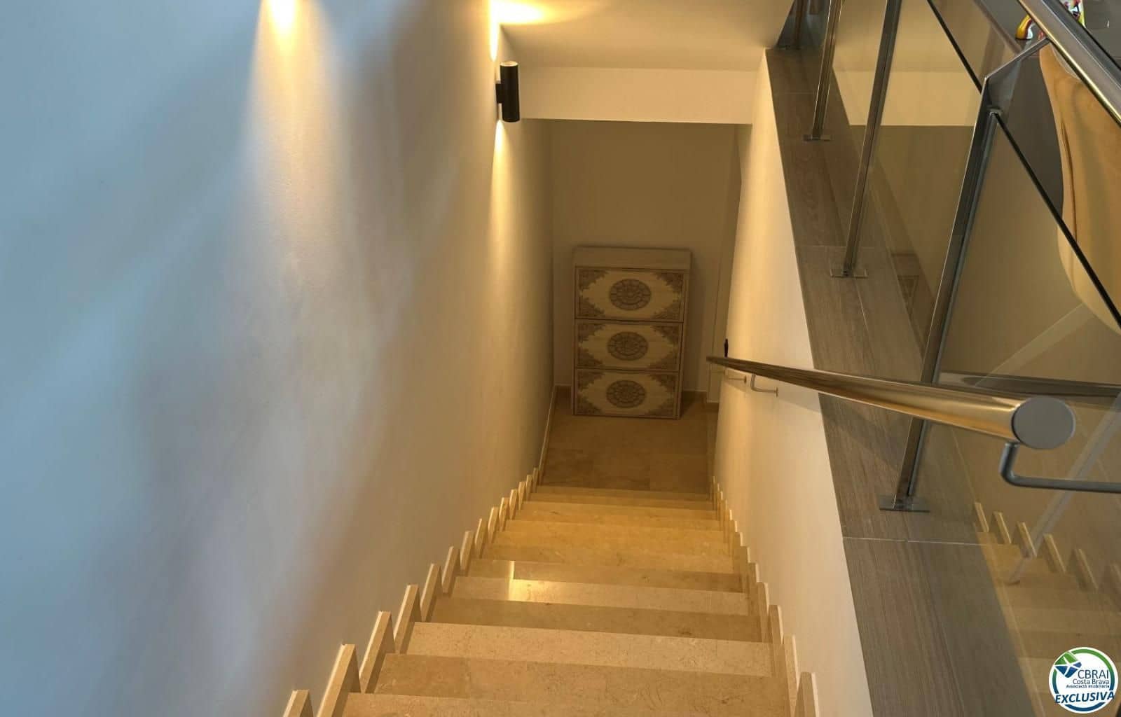 3 sypialnia Willa na sprzedaż w Roses z basenem garażem - 1 700 000 € (Ref: 9420618)