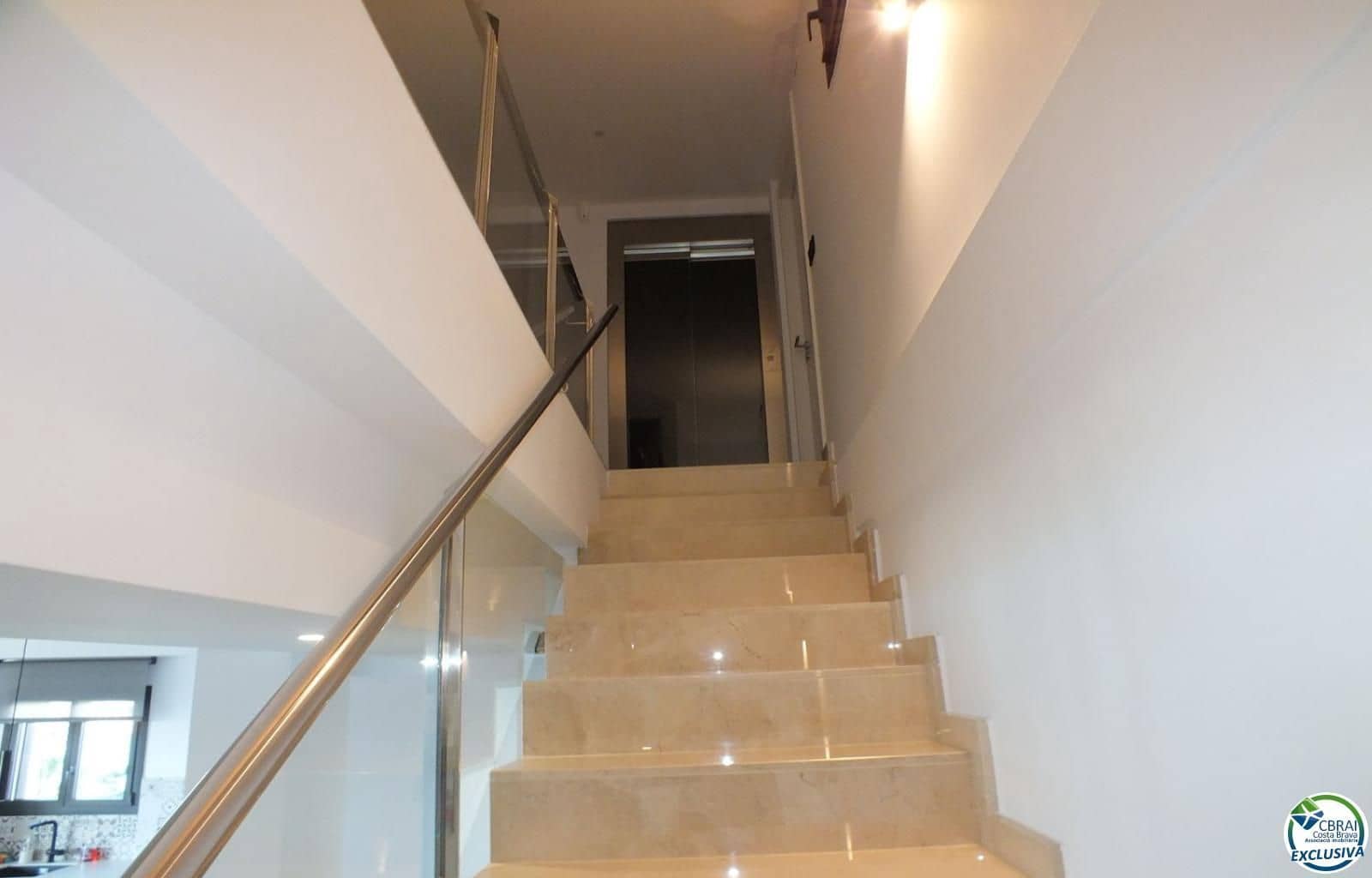 3 sypialnia Willa na sprzedaż w Roses z basenem garażem - 1 700 000 € (Ref: 9420618)