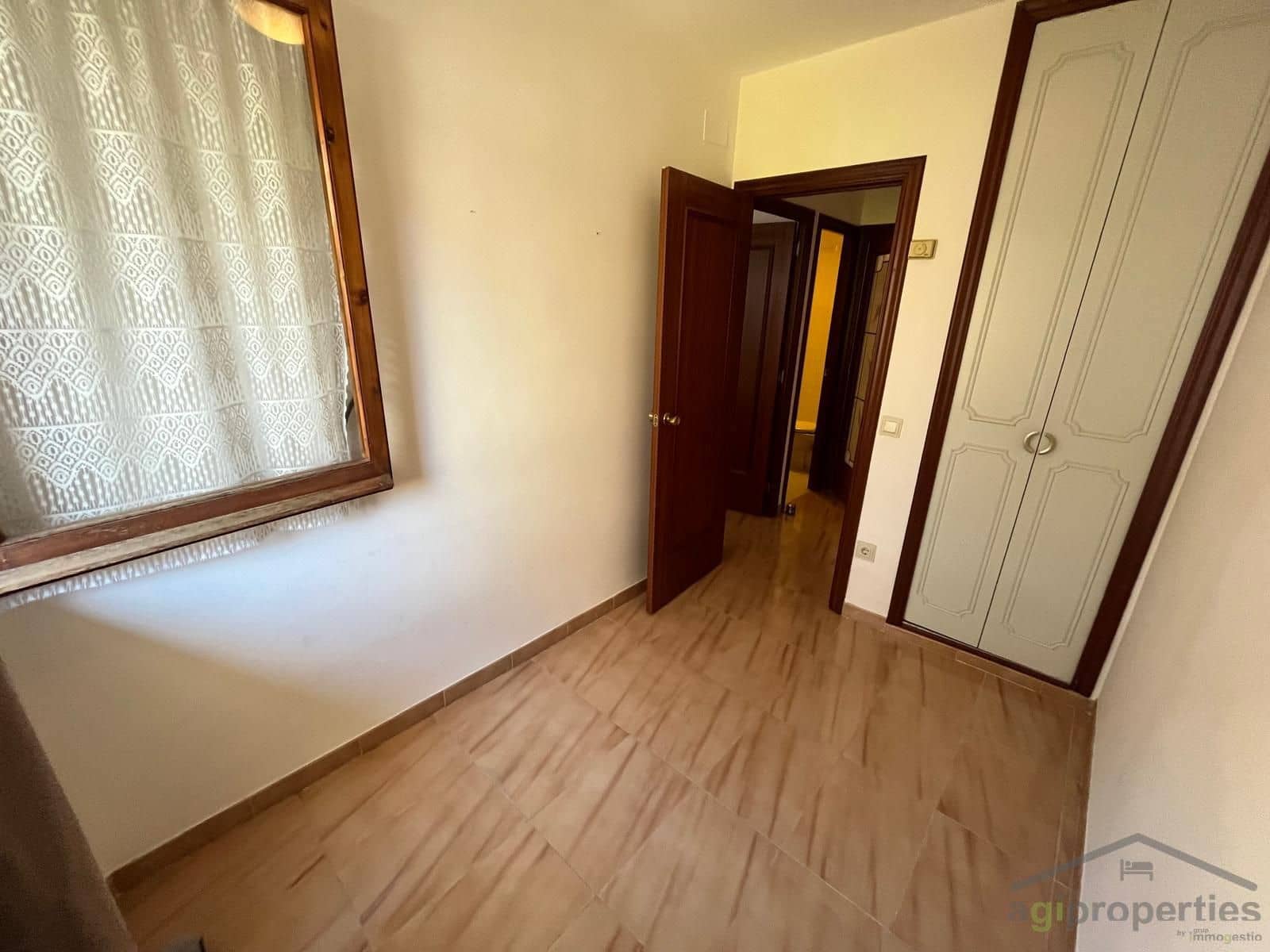 3 makuuhuone Asunto myytävänä paikassa Roses - 258 000 € (Ref: 9427907)