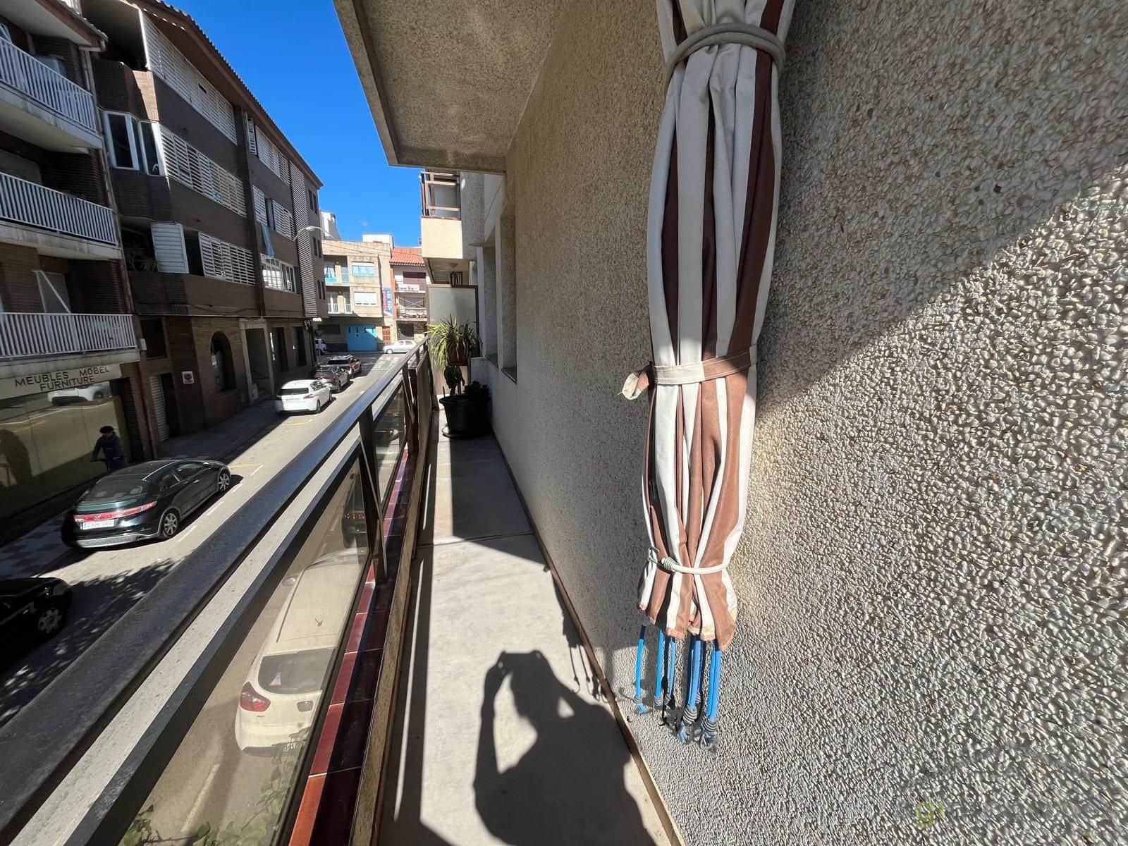 3 makuuhuone Asunto myytävänä paikassa Roses - 258 000 € (Ref: 9427907)