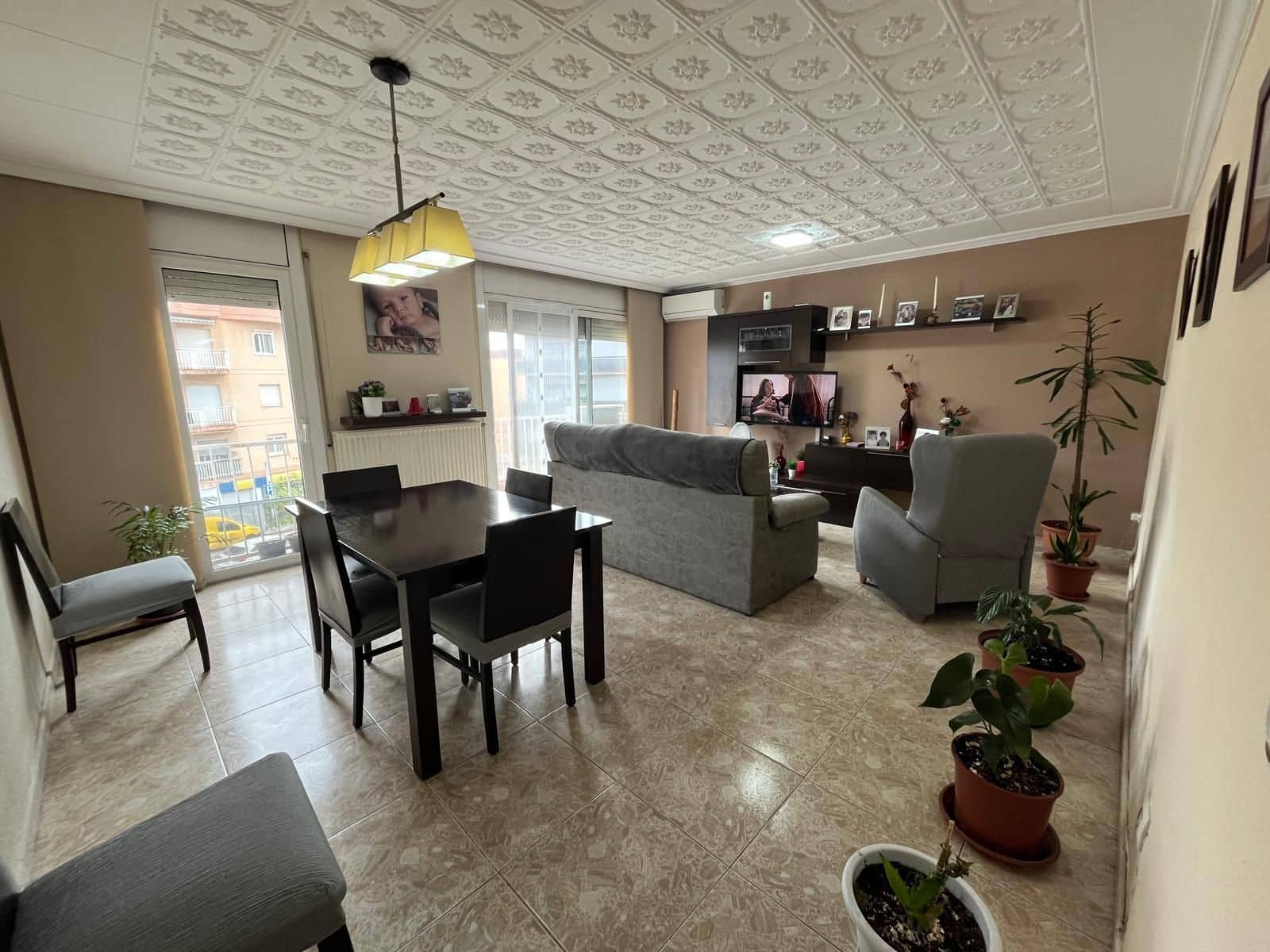 4 bedroom Flat for sale in Roses - € 199,500 (Ref: 9432389)