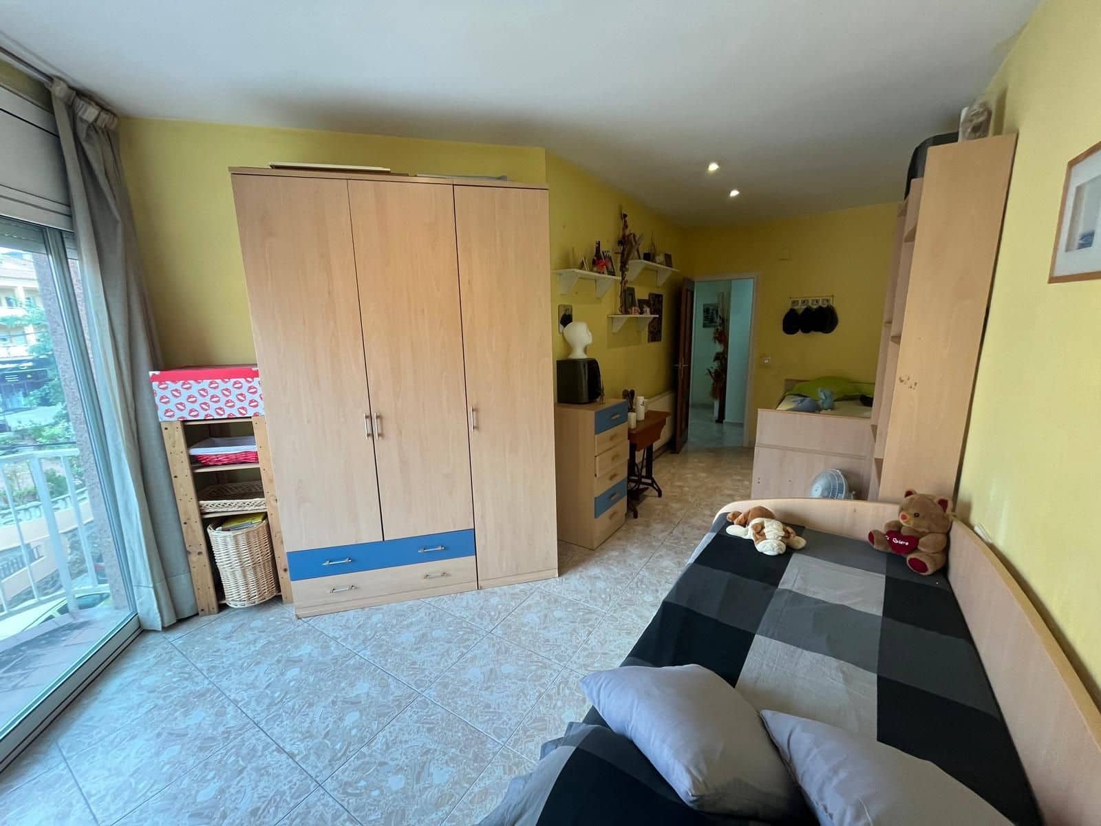 4 bedroom Flat for sale in Roses - € 199,500 (Ref: 9432389)