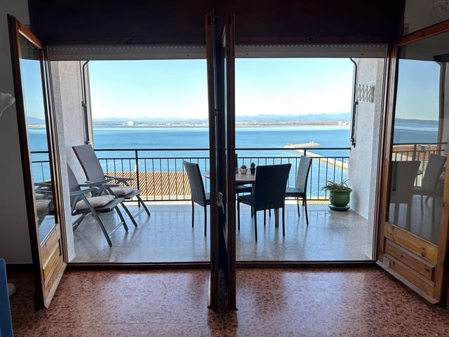 1 bedroom Flat for sale in Roses with garage - € 255,000 (Ref: 9432390)