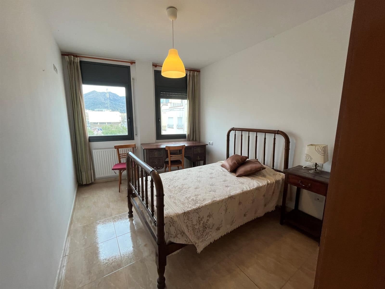 3 bedroom Flat for sale in Roses - € 287,000 (Ref: 9432391)