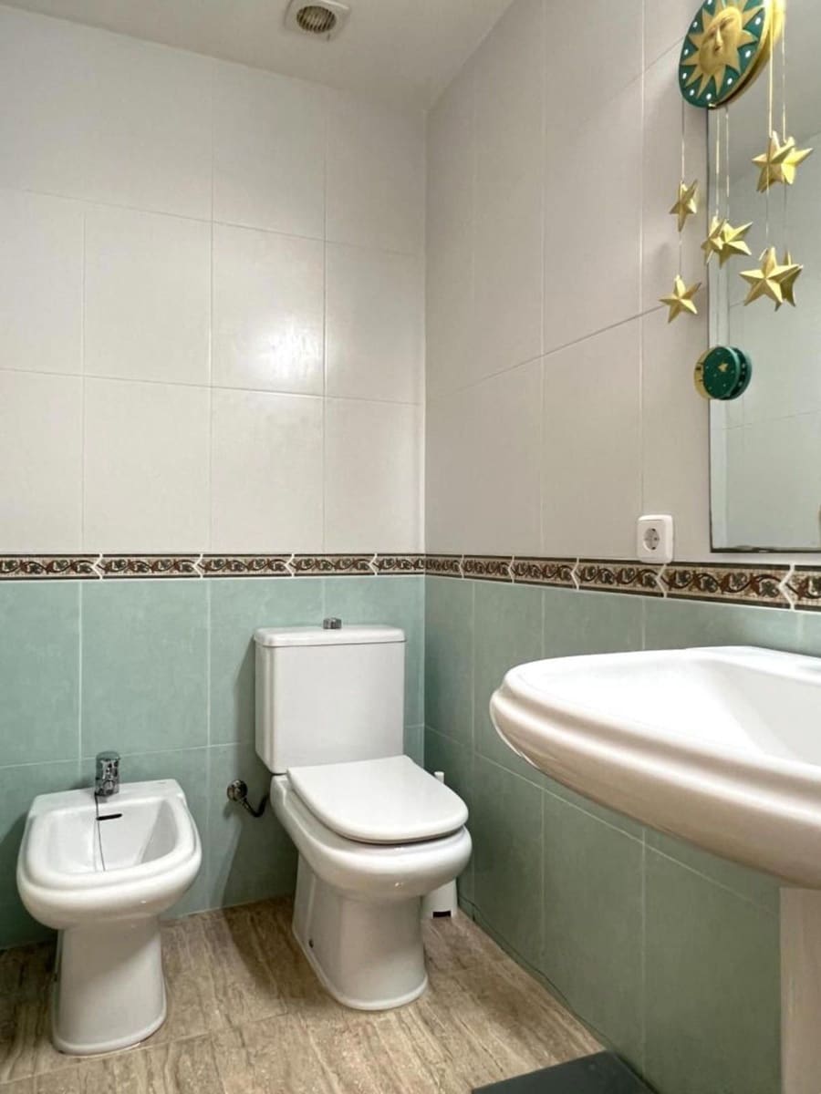 3 soveværelse Lejlighed til salg i Sant Pere Pescador med garage - € 215.000 (Ref: 9436371)