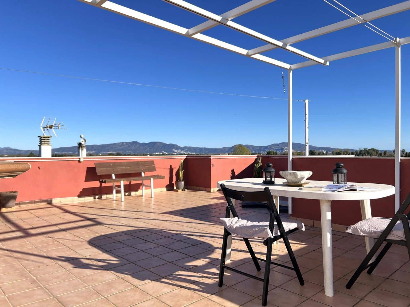 3 soveværelse Lejlighed til salg i Sant Pere Pescador med garage - € 215.000 (Ref: 9436371)