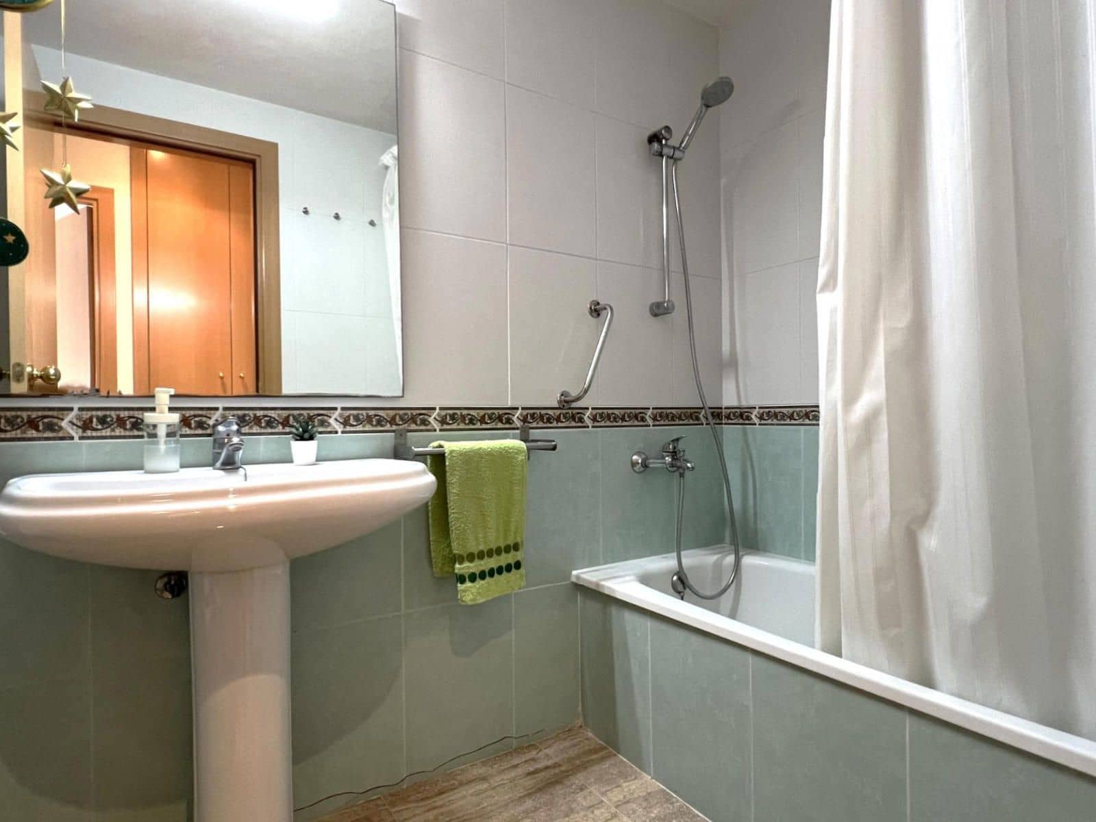 3 soveværelse Lejlighed til salg i Sant Pere Pescador med garage - € 215.000 (Ref: 9436371)