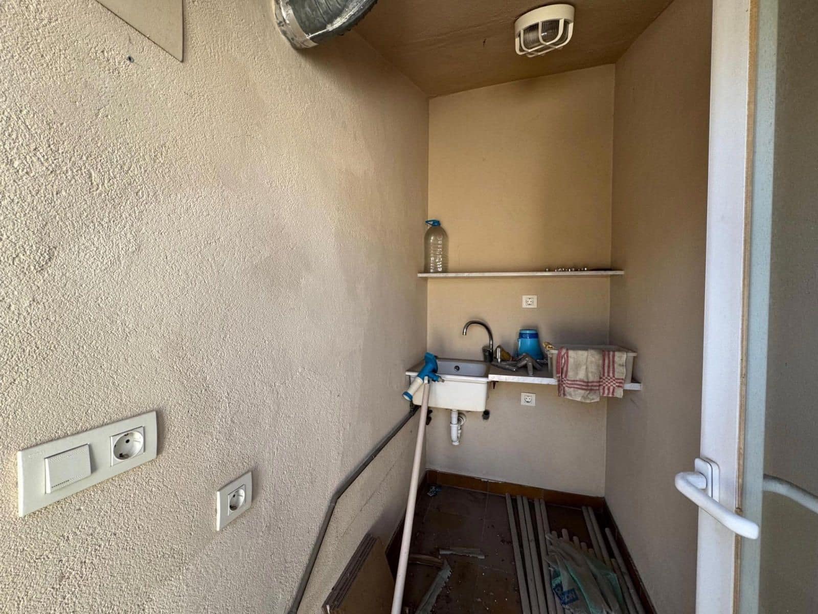 Piso de 3 habitaciones en Figueres en venta - 295.000 € (Ref: 9436372)