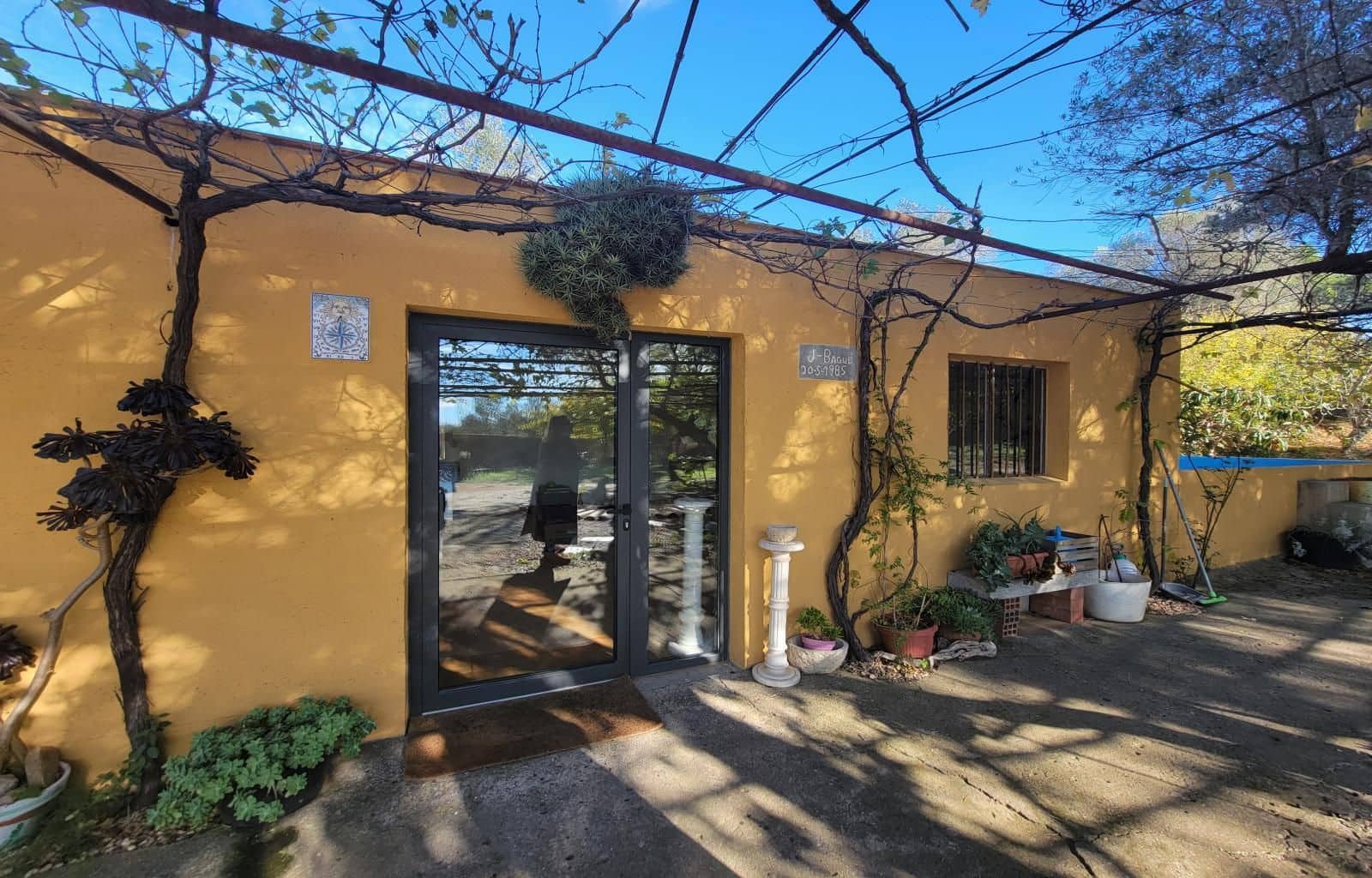 Tomt till salu i Peralada - 320 000 € (Ref: 9449564)