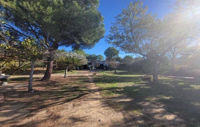 Tomt till salu i Peralada - 320 000 € (Ref: 9449564)