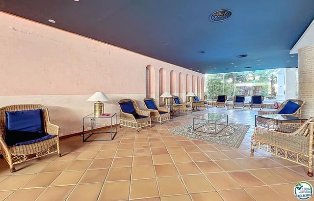 2 chambre Appartement à vendre à Santa Margarida, Roses avec piscine - 165 000 € (Ref: 9449565)