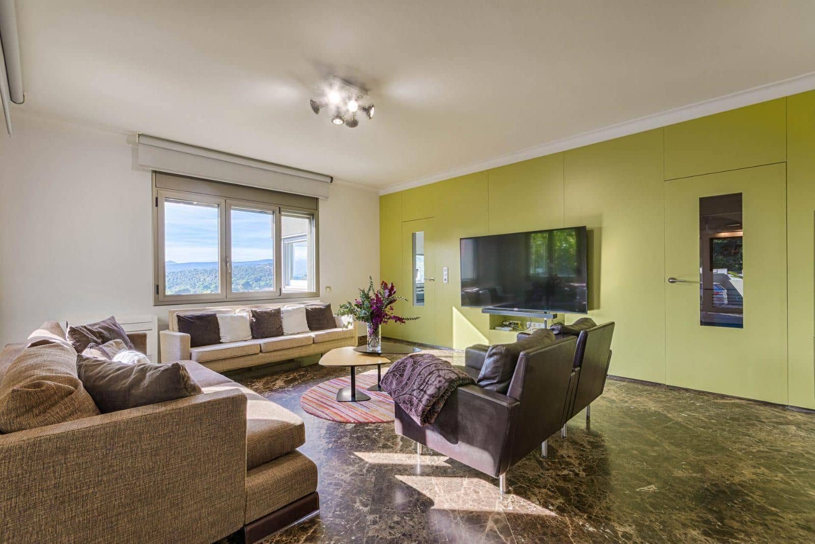 5 chambre Villa/Maison à vendre à La Jonquera avec piscine garage - 890 000 € (Ref: 9452425)