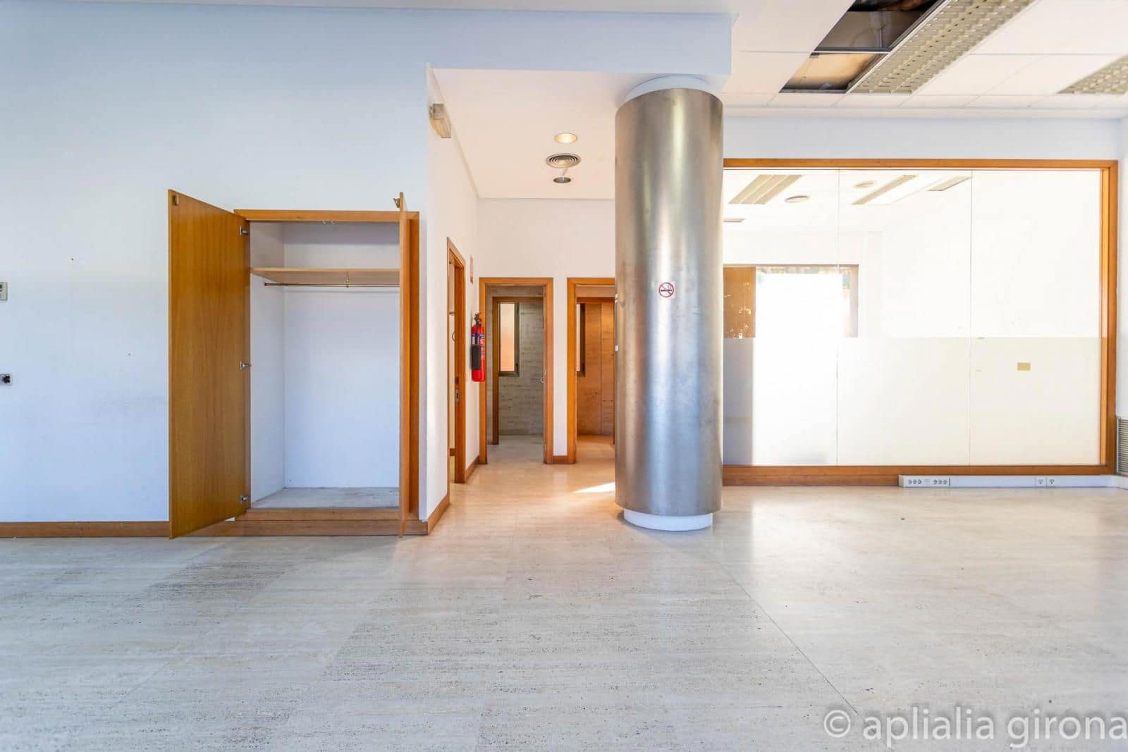 Erhverv til salg i Girona by - € 130.000 (Ref: 9452426)