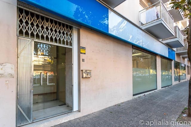 Erhverv til salg i Girona by - € 130.000 (Ref: 9452426)