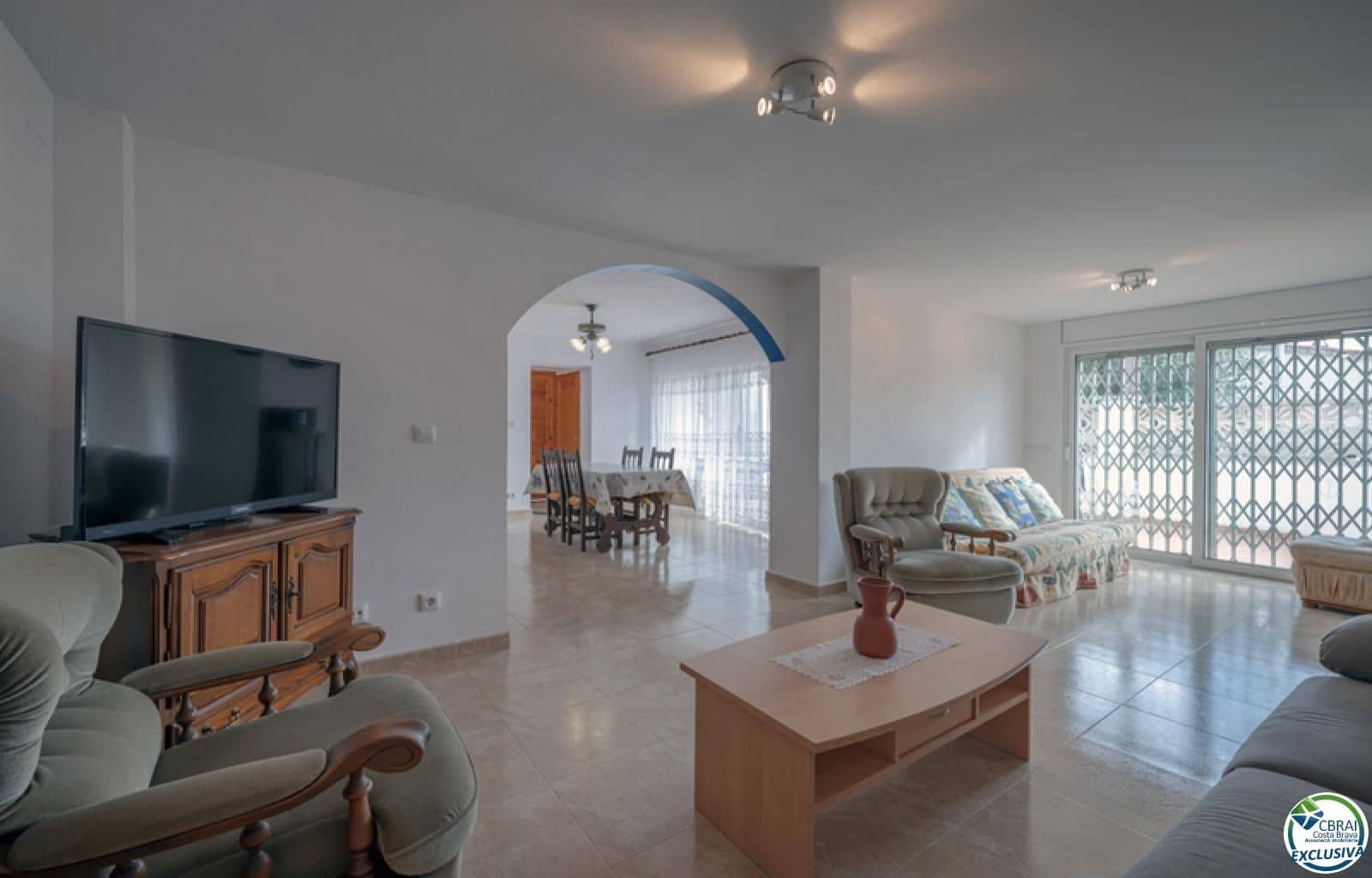 4 soveværelse Lejlighed til salg i Roses - € 249.000 (Ref: 9453592)