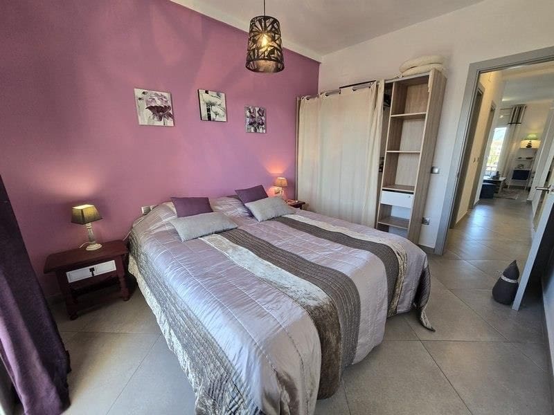 2 soveværelse Lejlighed til salg i Empuriabrava med swimmingpool garage - € 249.000 (Ref: 9458422)