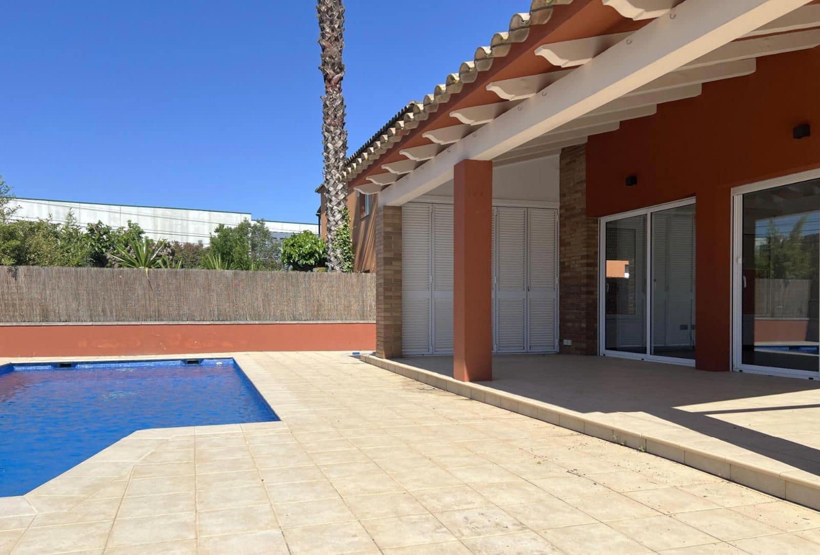 4 bedroom Villa for sale in Sant Pere Pescador with pool garage - € 495,000 (Ref: 9466098)