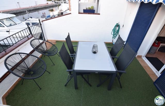 4 slaapkamer Villa te koop in Empuriabrava, Castelló d'Empúries met garage - € 500.000 (Ref: 9495470)