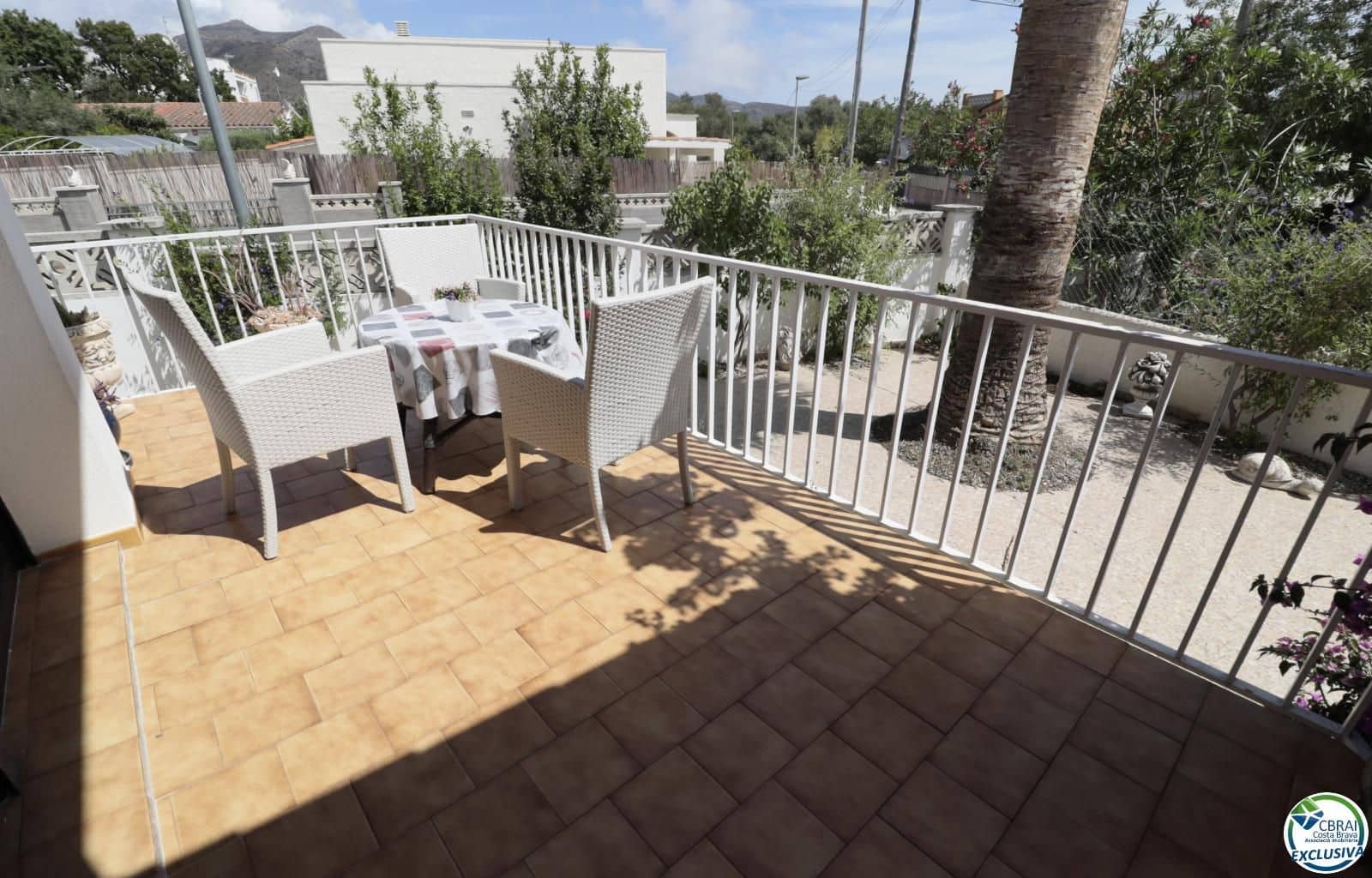 2 bedroom Villa for sale in Roses with garage - € 350,000 (Ref: 9497811)