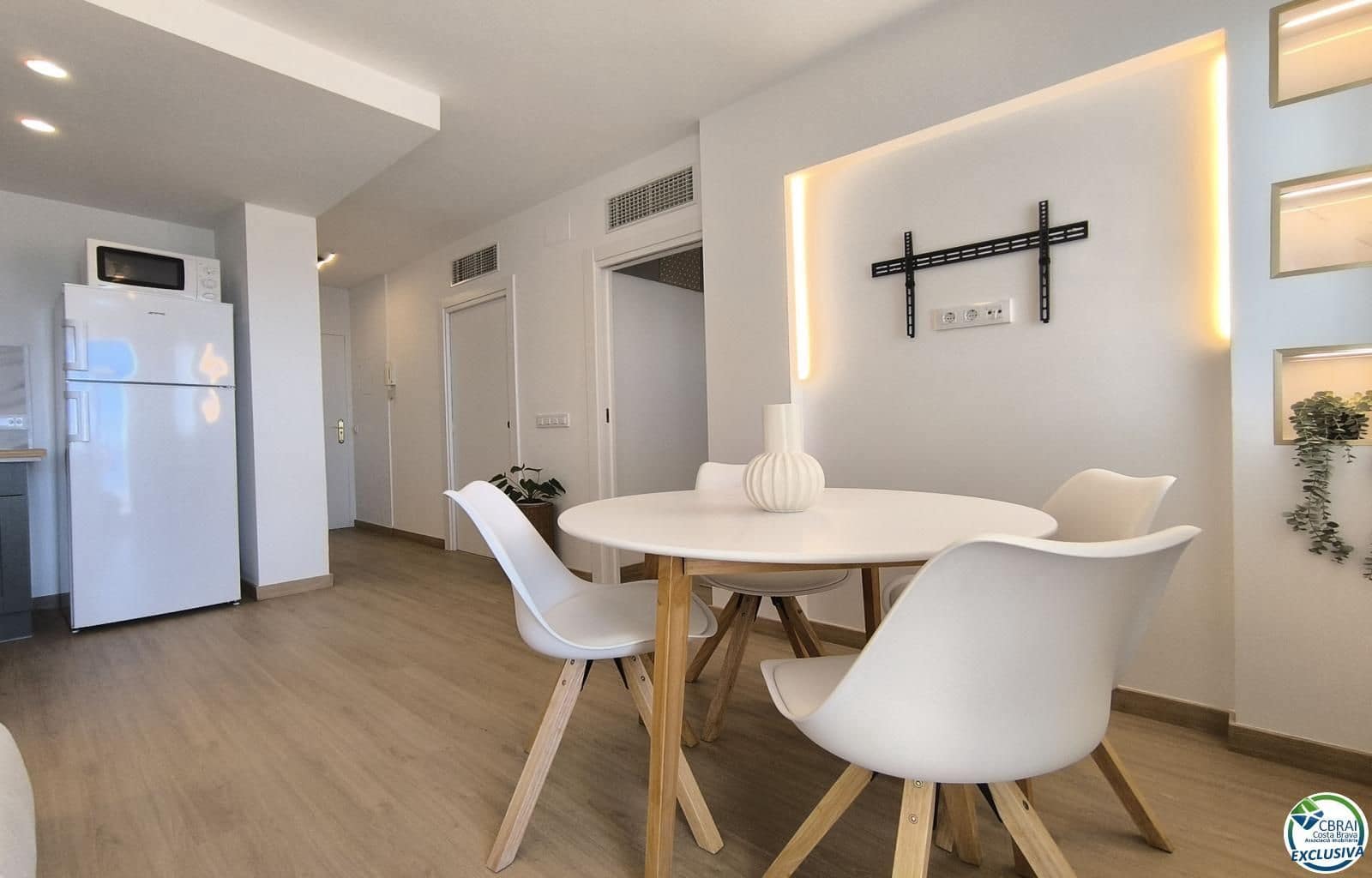 2 bedroom Flat for sale in Empuriabrava - € 175,000 (Ref: 9516301)