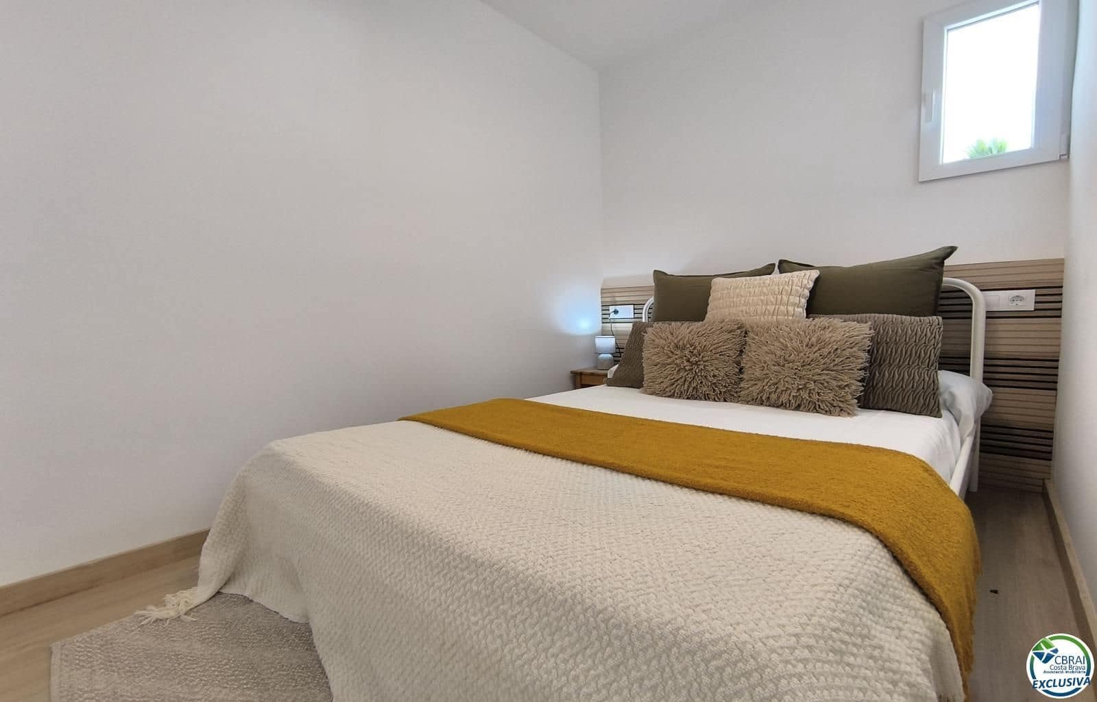 2 bedroom Flat for sale in Empuriabrava - € 175,000 (Ref: 9516301)