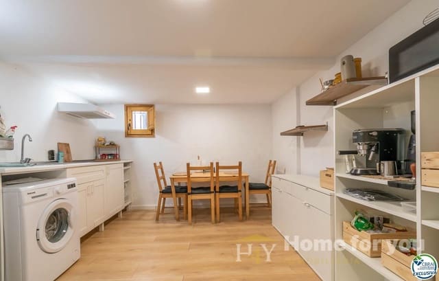 2 soveværelse Byhus til salg i Castelló d'Empúries - € 129.000 (Ref: 9528418)