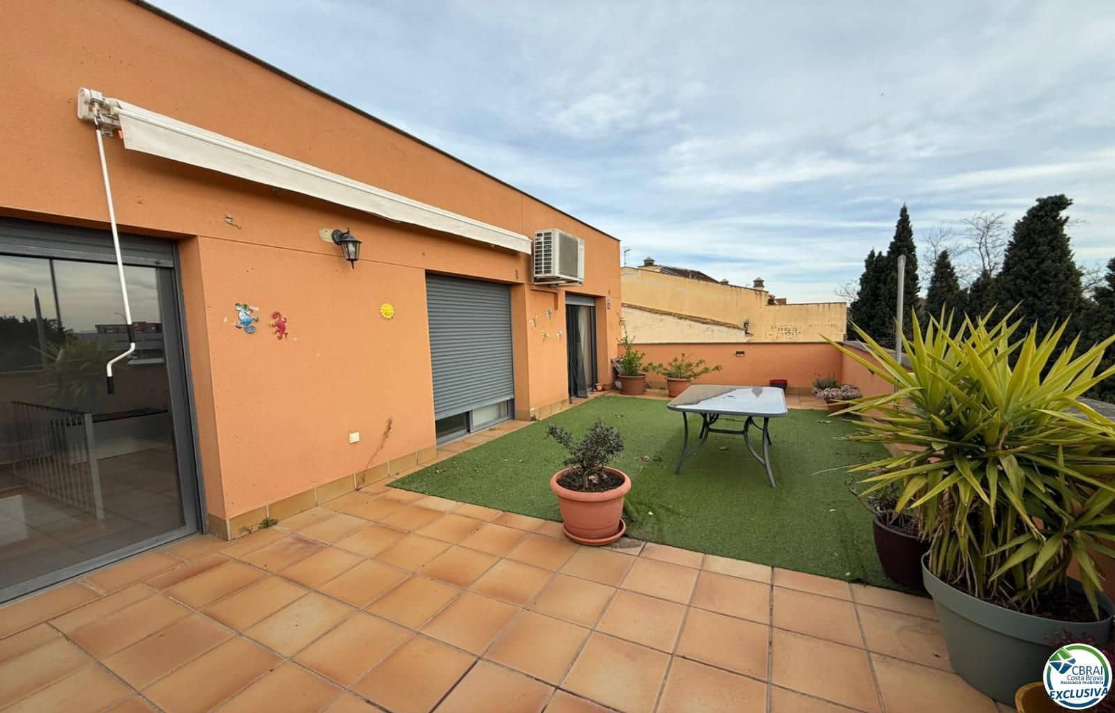 3 bedroom Flat for sale in Figueres with pool garage - € 275,000 (Ref: 9534075)