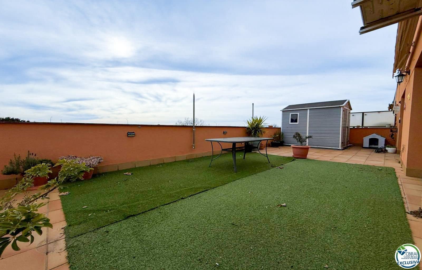 3 bedroom Flat for sale in Figueres with pool garage - € 275,000 (Ref: 9534075)