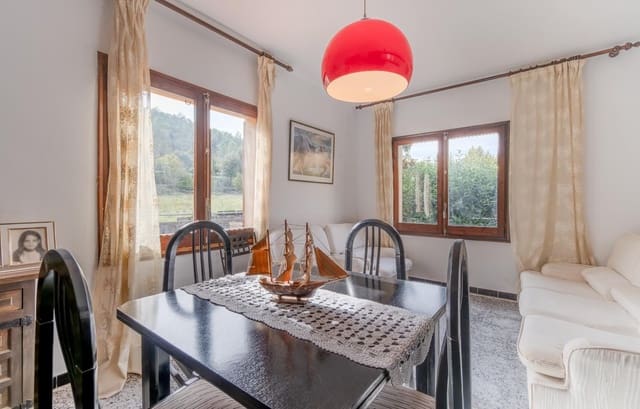 4 sovrum Villa till salu i Sant Llorenç de la Muga med garage - 385 000 € (Ref: 9548628)