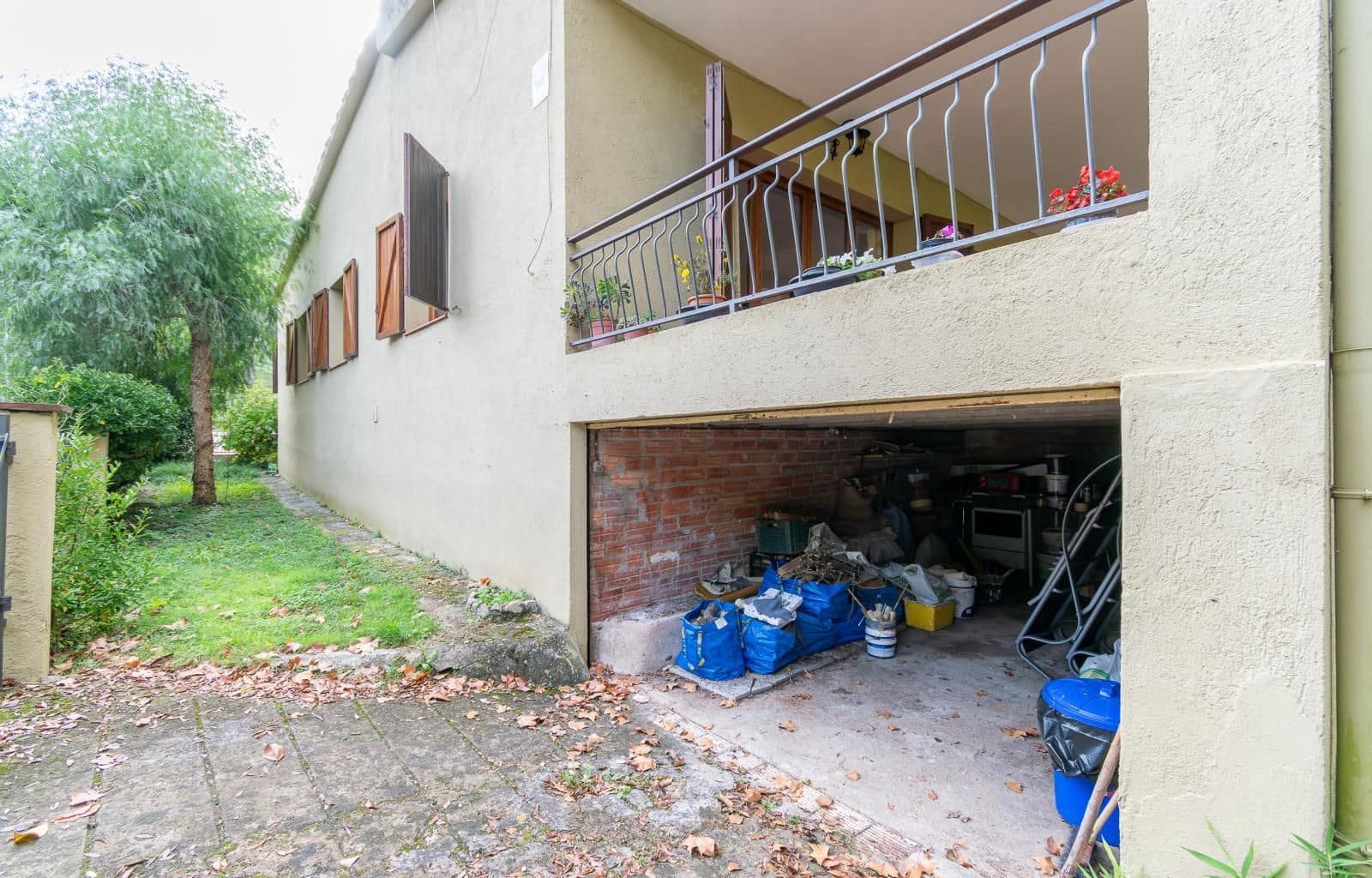 4 bedroom Villa for sale in Sant Llorenc de la Muga with garage - € 385,000 (Ref: 9548628)