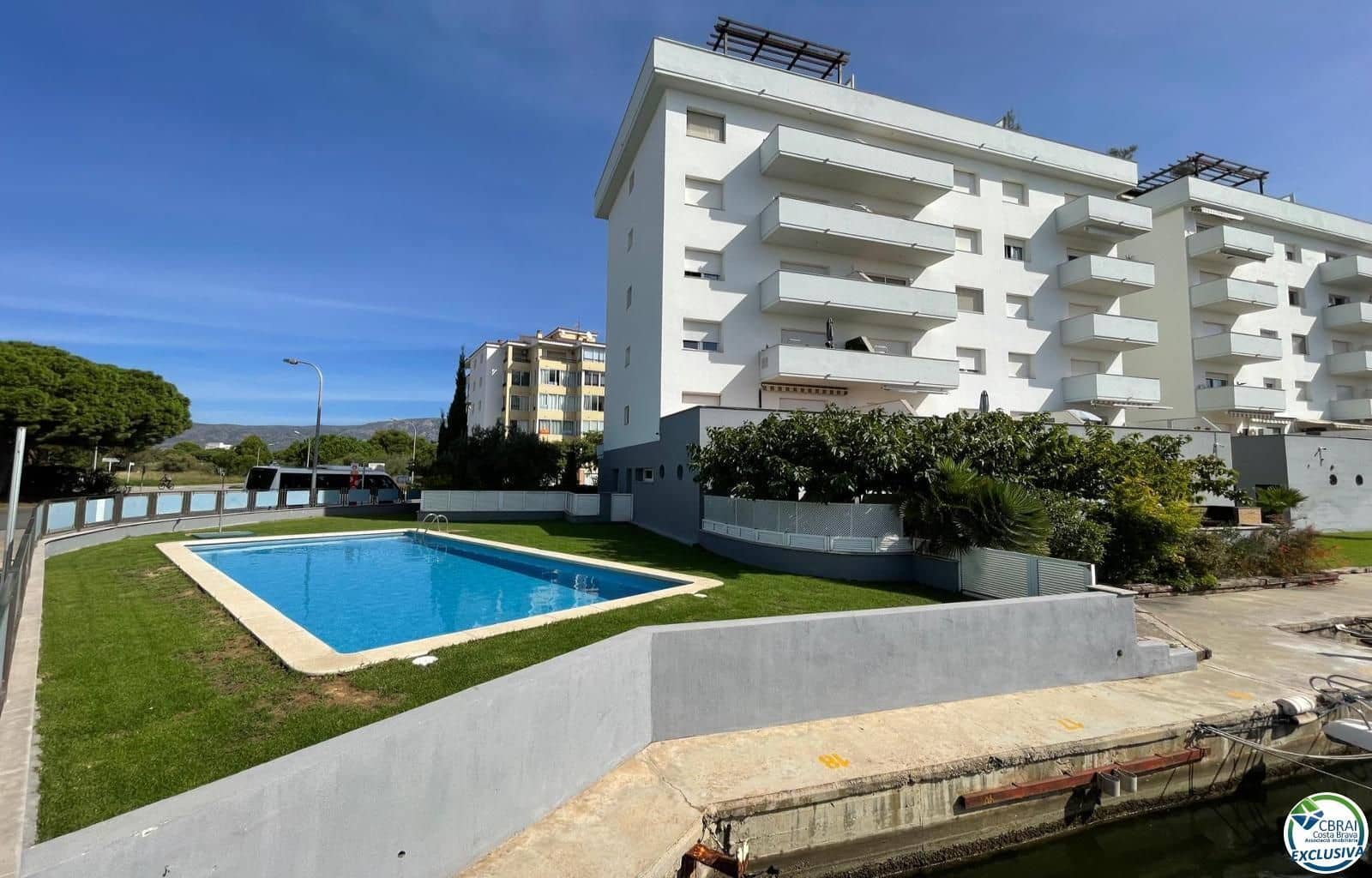 3 makuuhuone Asunto myytävänä paikassa Santa Margarida mukana uima-altaan 
autotalli - 225 000 € (Ref: 9548629)