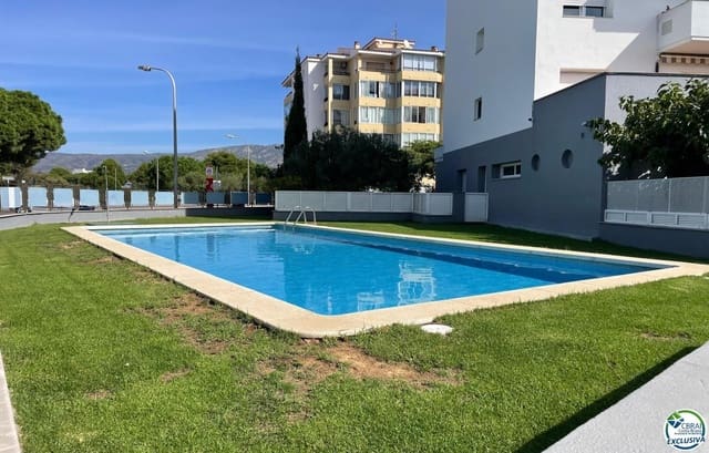 3 makuuhuone Asunto myytävänä paikassa Santa Margarida, Roses mukana uima-altaan 
autotalli - 225 000 € (Ref: 9548629)