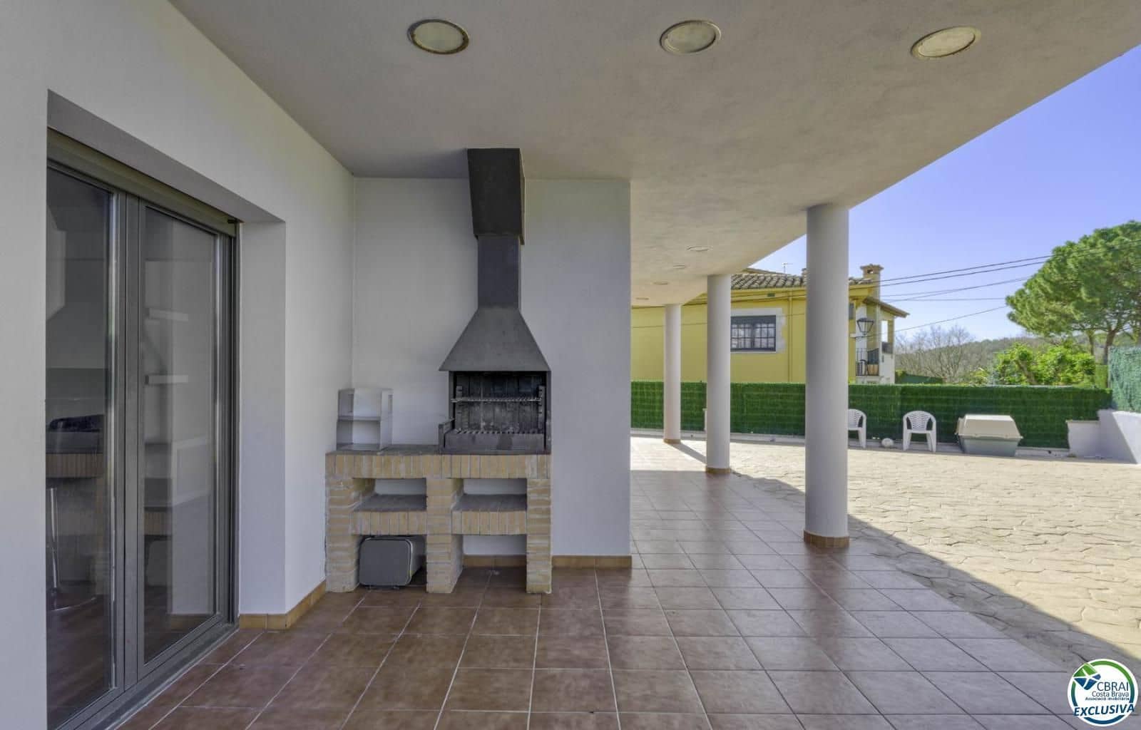 4 bedroom Villa for sale in Cistella with pool garage - € 730,000 (Ref: 9548630)