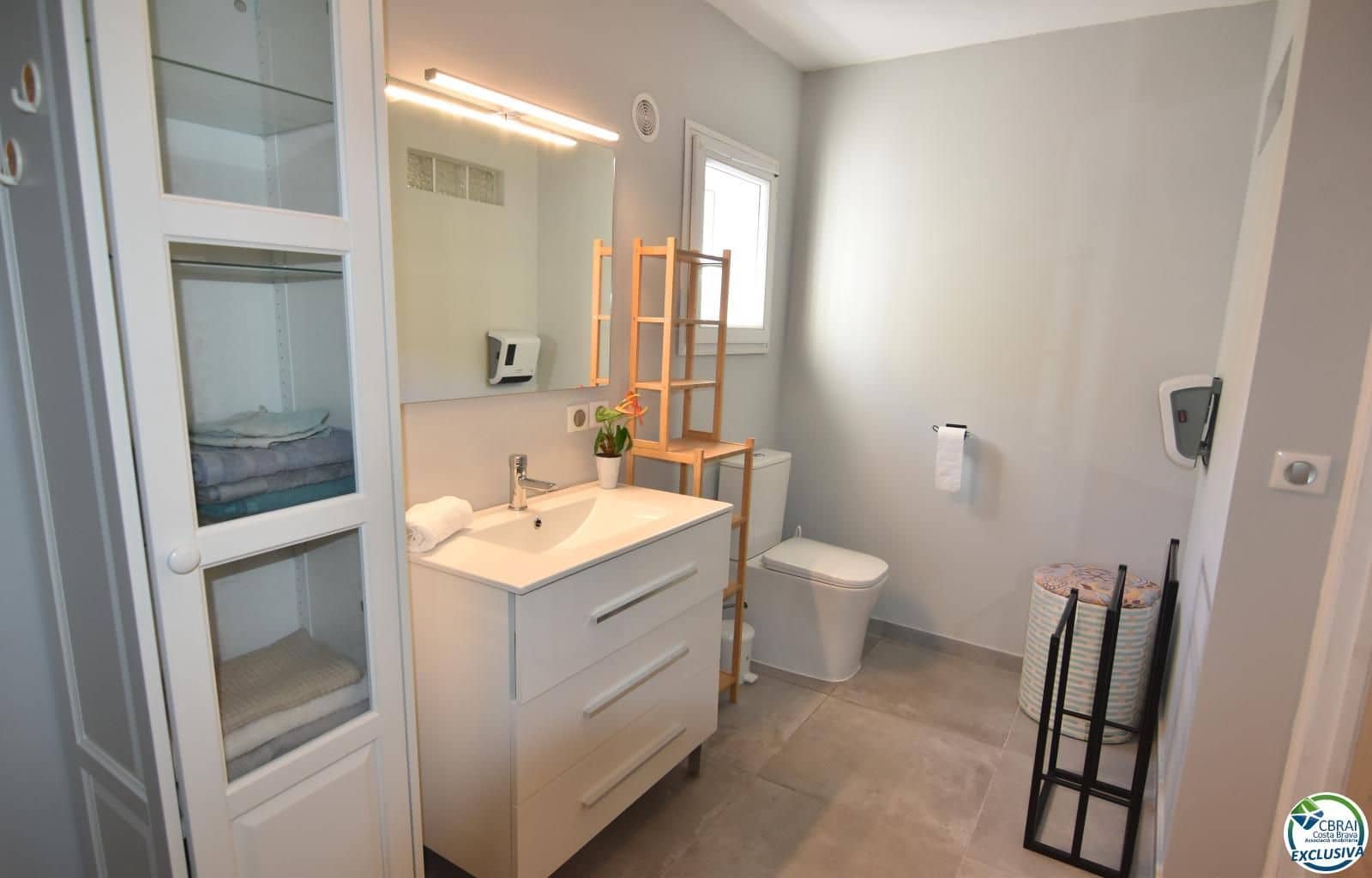 3 slaapkamer Villa te koop in Roses - € 395.000 (Ref: 9569542)